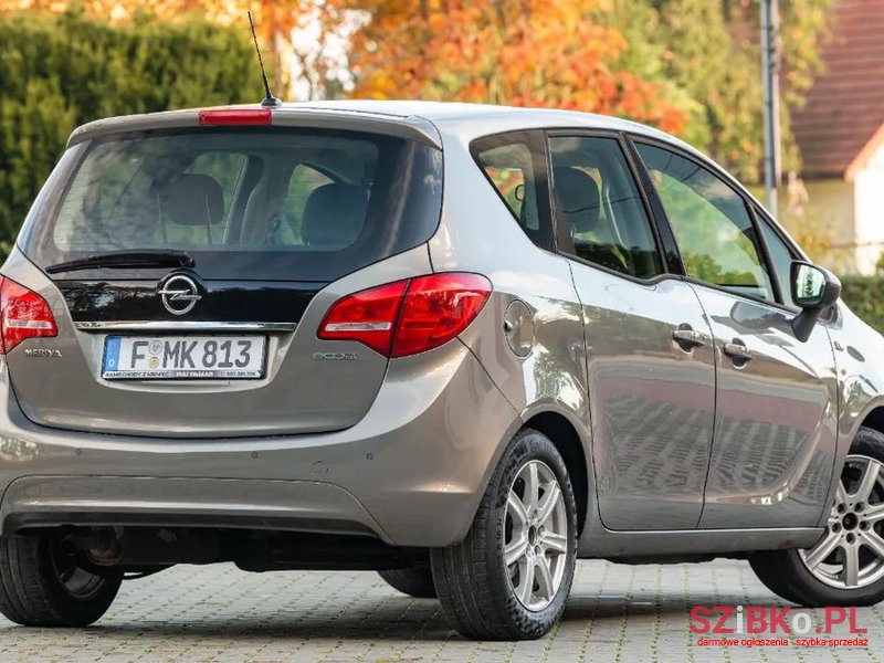 2011' Opel Meriva photo #5