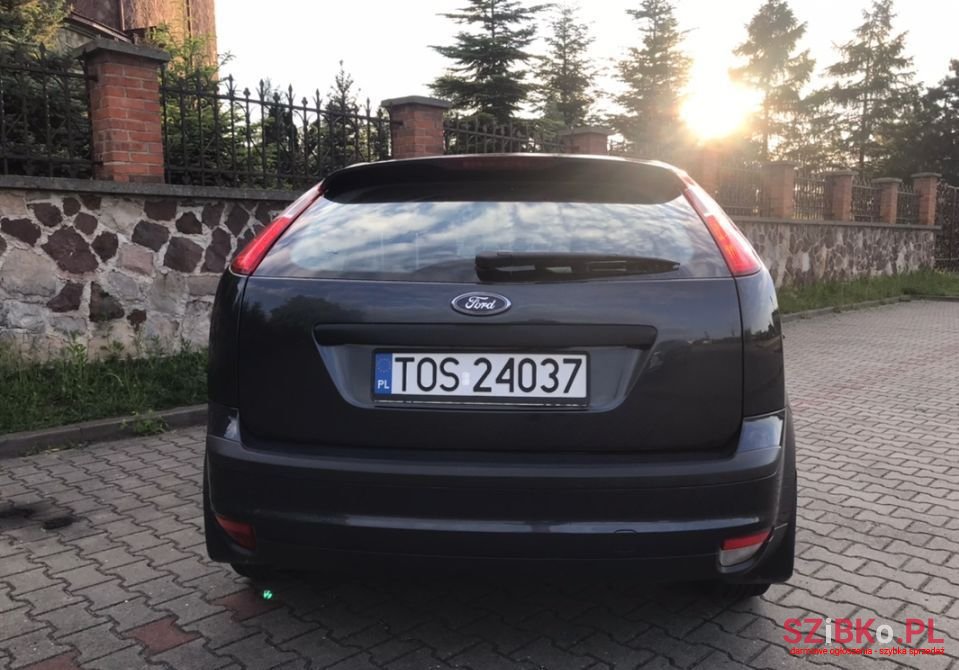 2006' Ford Focus photo #5