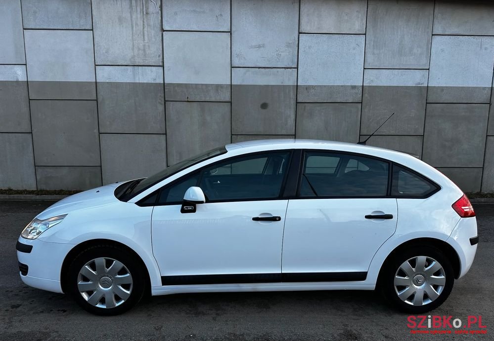 2007' Citroen C4 1.4 16V Style photo #2