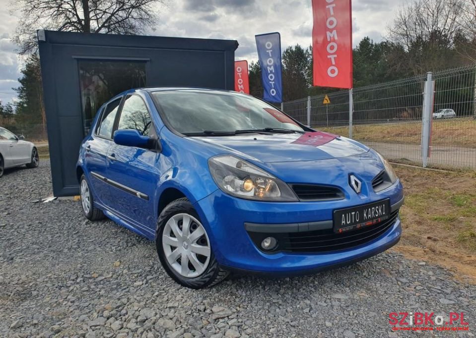 2007' Renault Clio photo #2