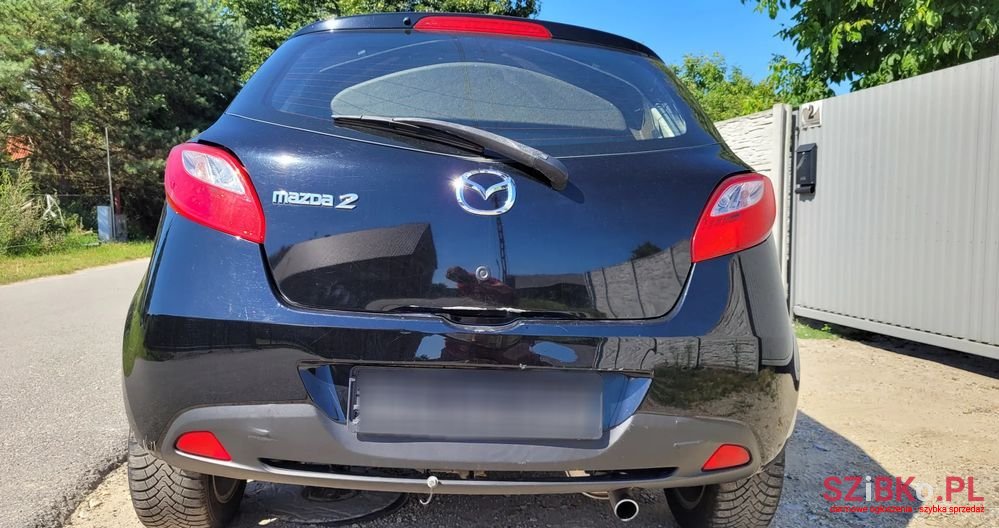 2010' Mazda 2 photo #6