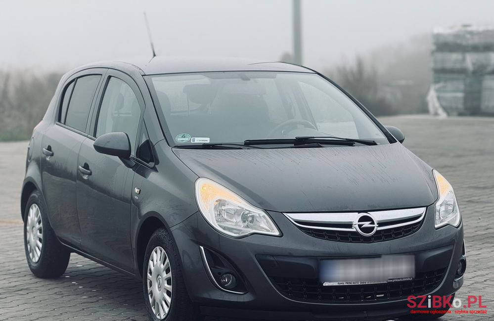 2011' Opel Corsa 1.2 16V Enjoy photo #3