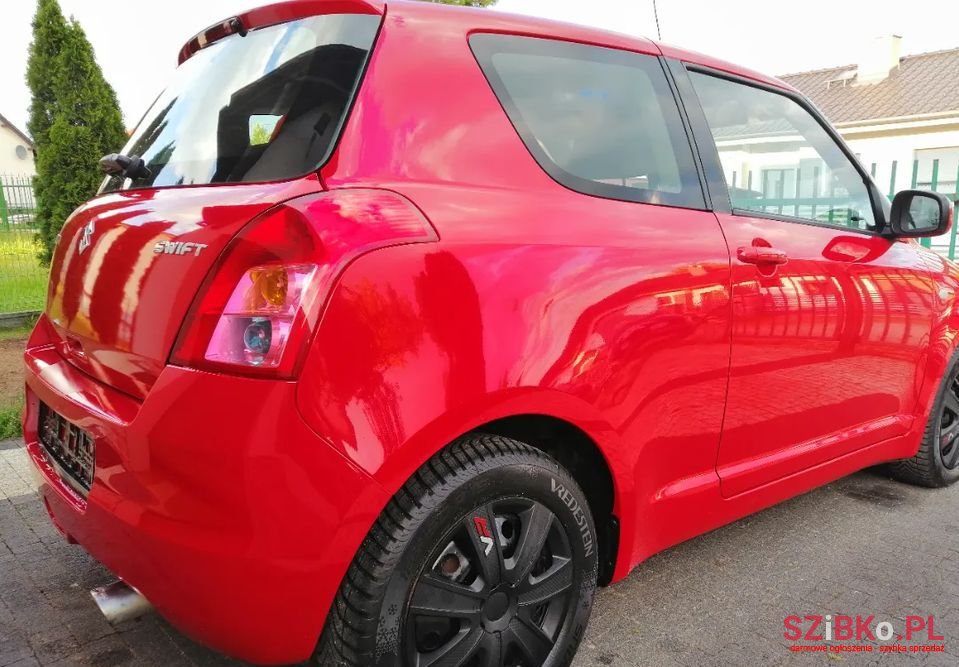 2009' Suzuki Swift photo #6