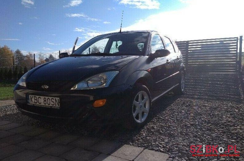 2000' Ford Focus photo #1