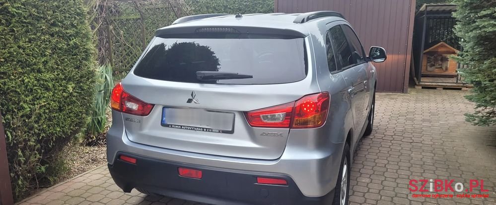 2011' Mitsubishi ASX photo #6