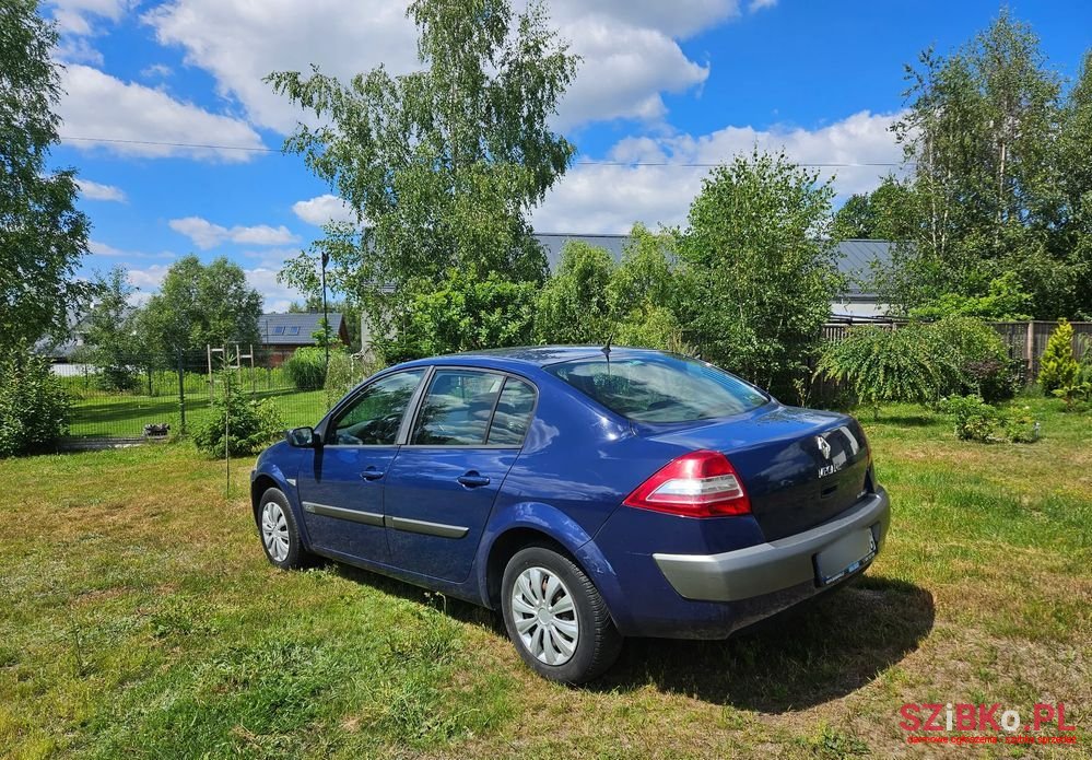2006' Renault Megane photo #5