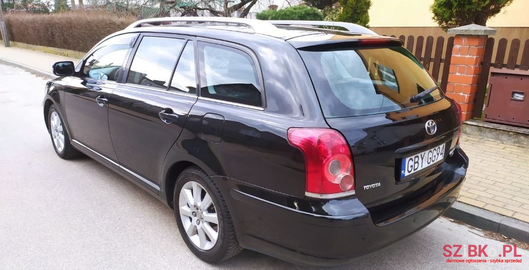 2007' Toyota Avensis photo #5