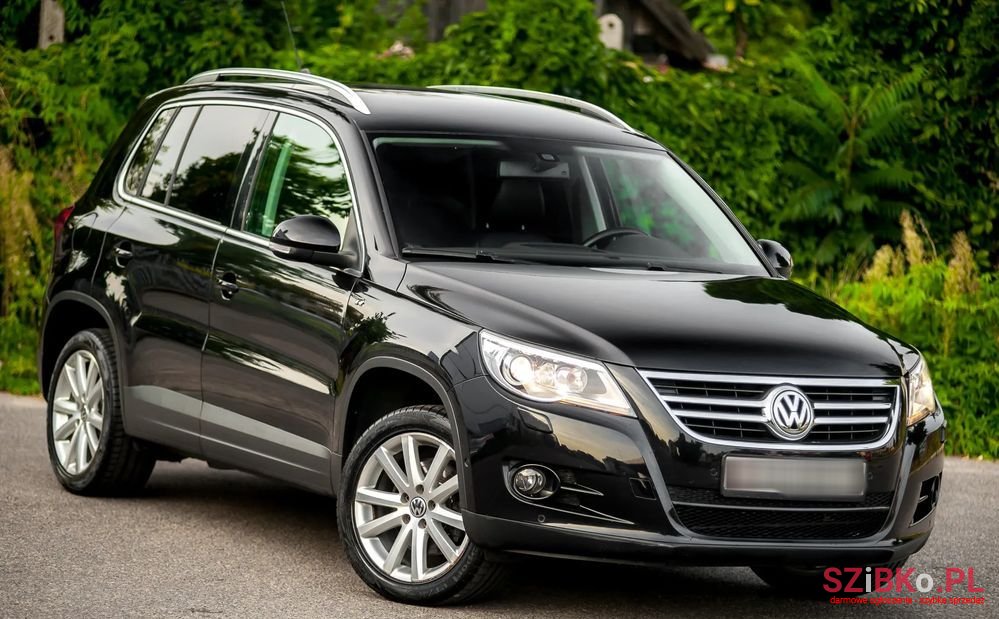 2008' Volkswagen Tiguan photo #1