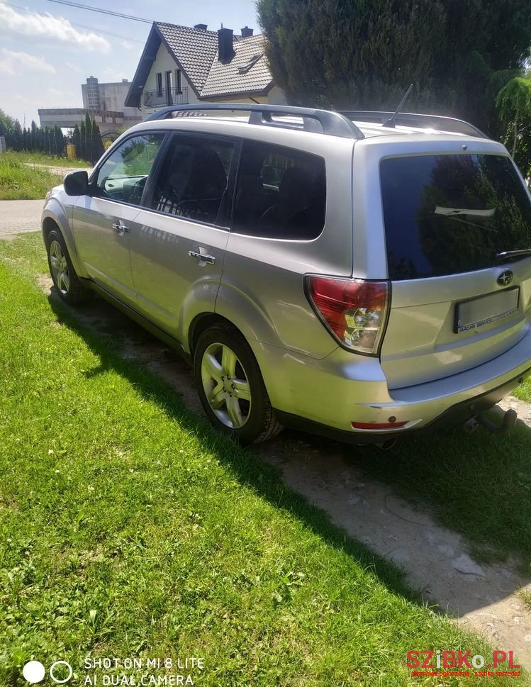 2010' Subaru Forester 2.5 X Limited photo #5