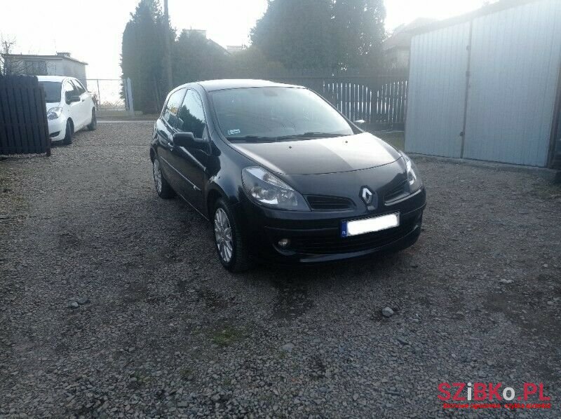 2006' Renault Clio photo #3