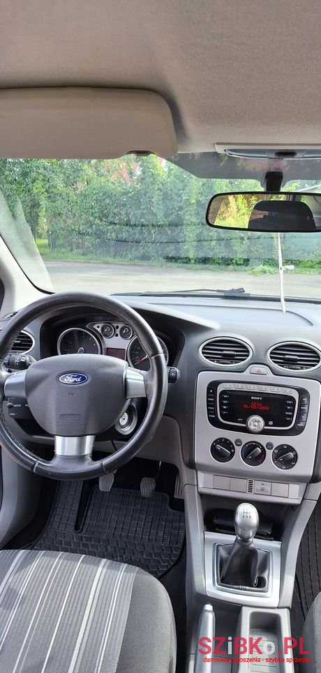 2008' Ford Focus photo #6