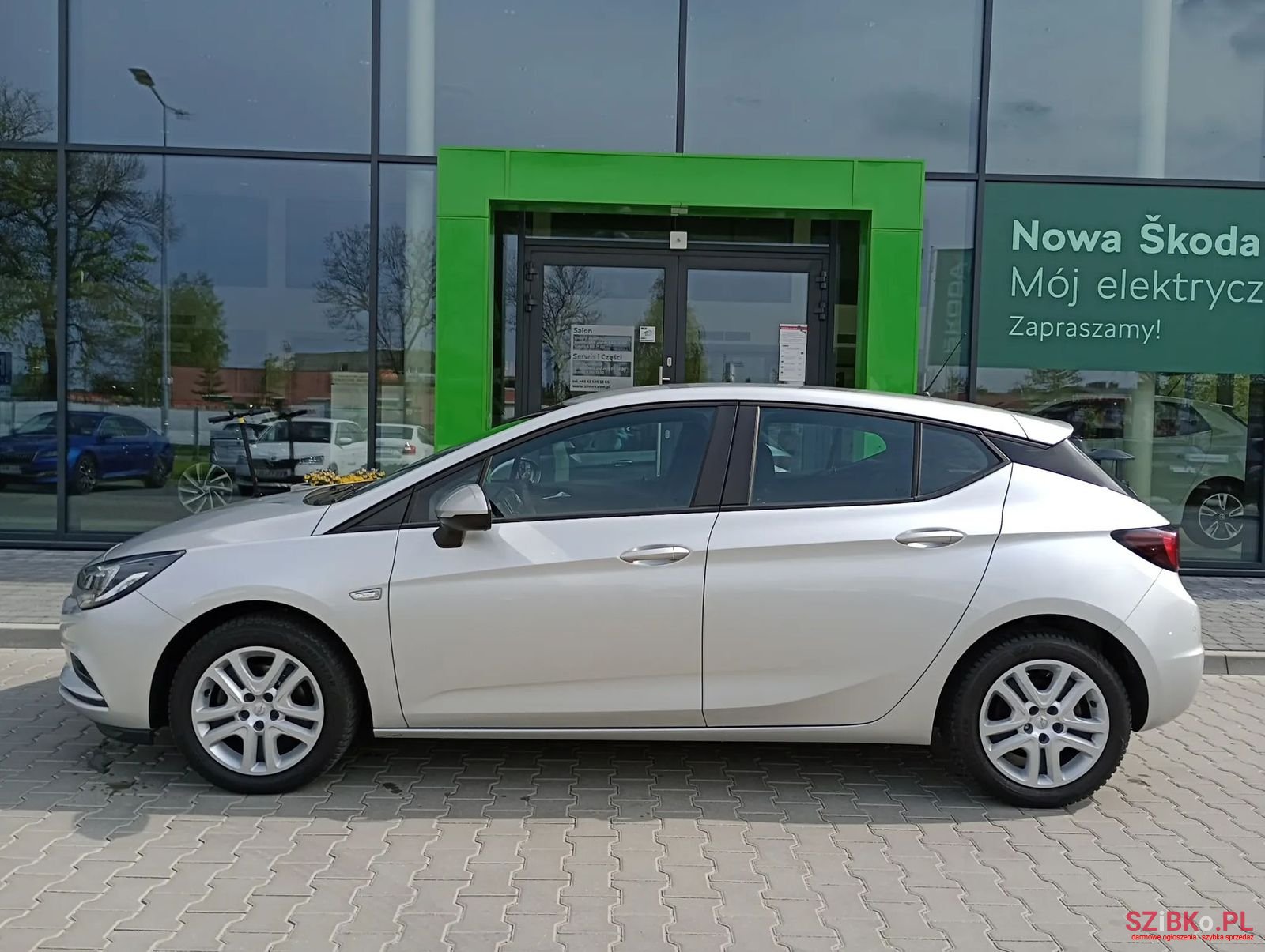 2019' Opel Astra photo #5