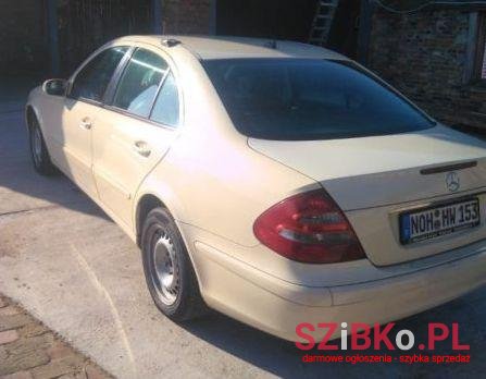 2006' Mercedes-Benz Klasa E photo #1