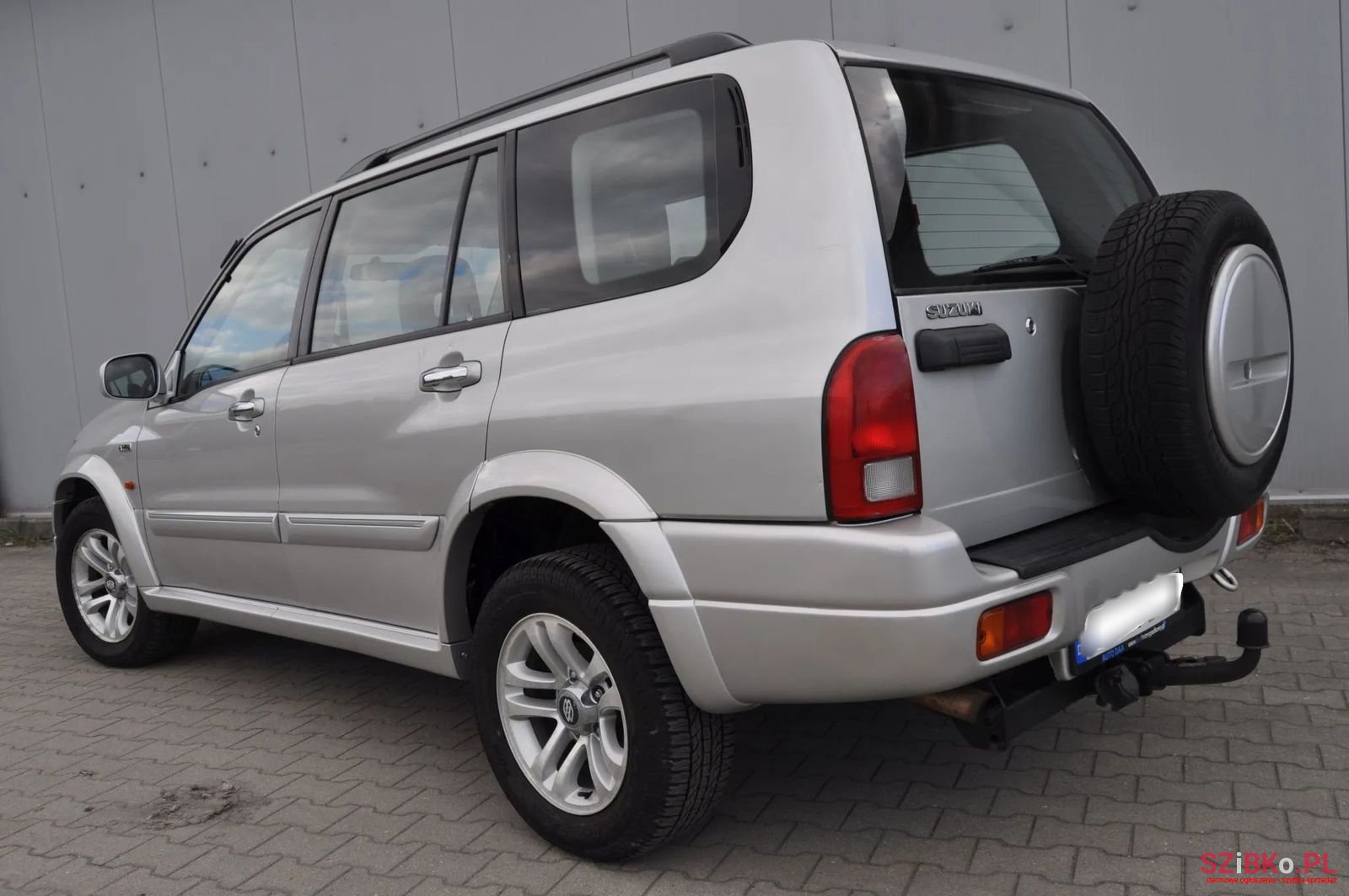 2004' Suzuki Grand Vitara photo #3