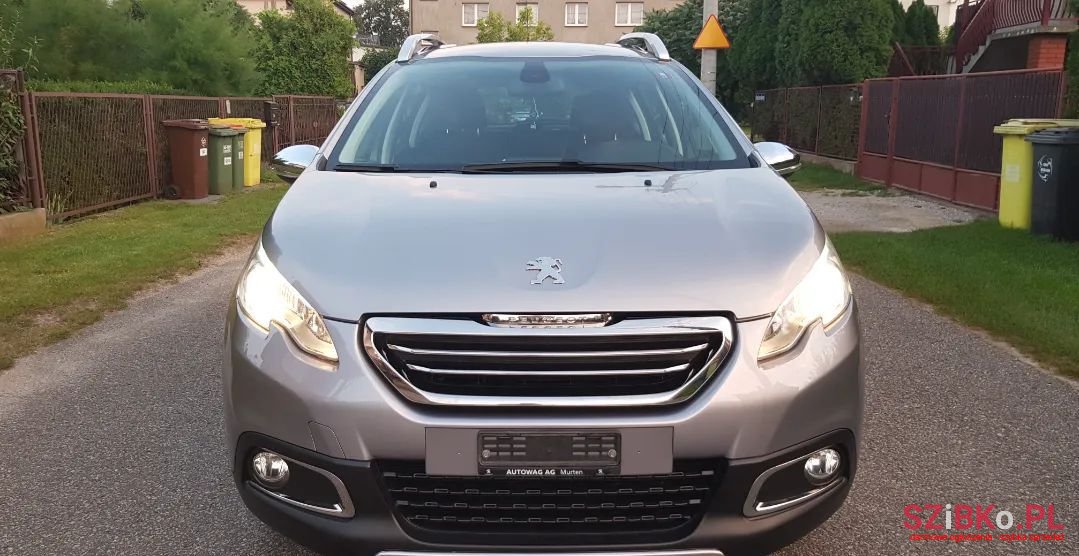 2014' Peugeot 2008 photo #1