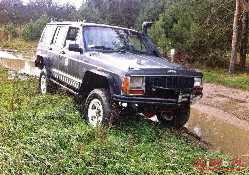 1989' Jeep Cherokee xj photo #2
