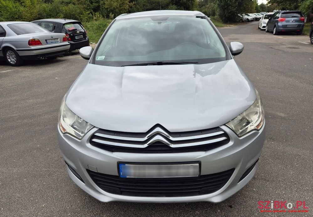 2011' Citroen C4 1.6 Vti Impress photo #5