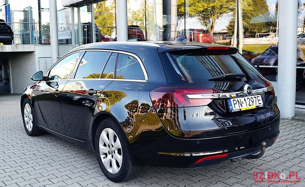 2016' Opel Insignia photo #3