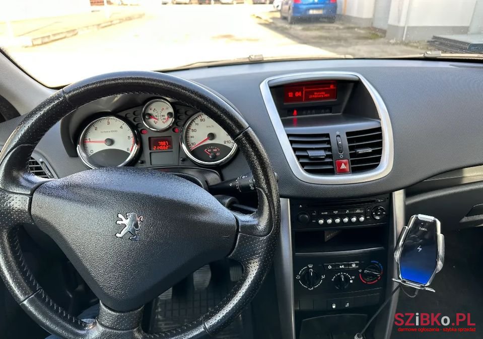 2008' Peugeot 207 photo #6