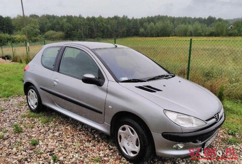 2003' Peugeot 206 photo #2