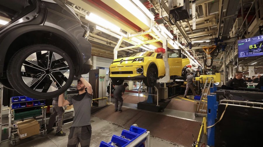 Renault 5 assembly line