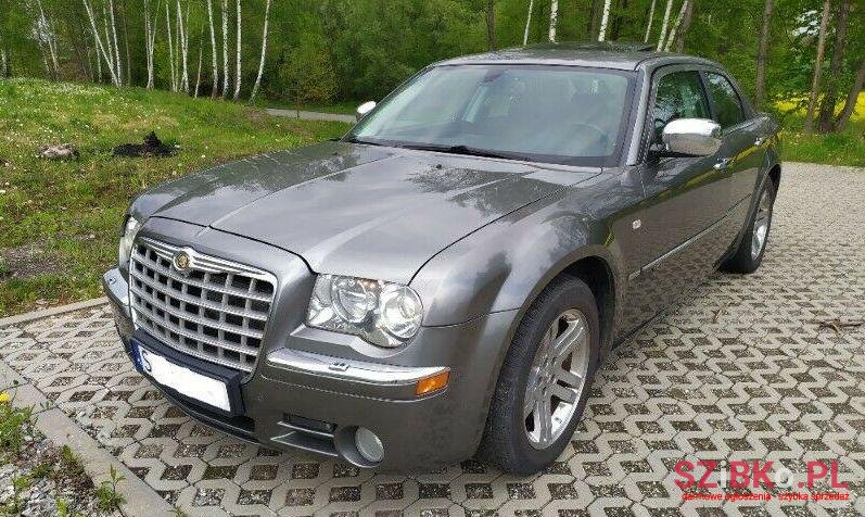 2009' Chrysler 300C photo #1