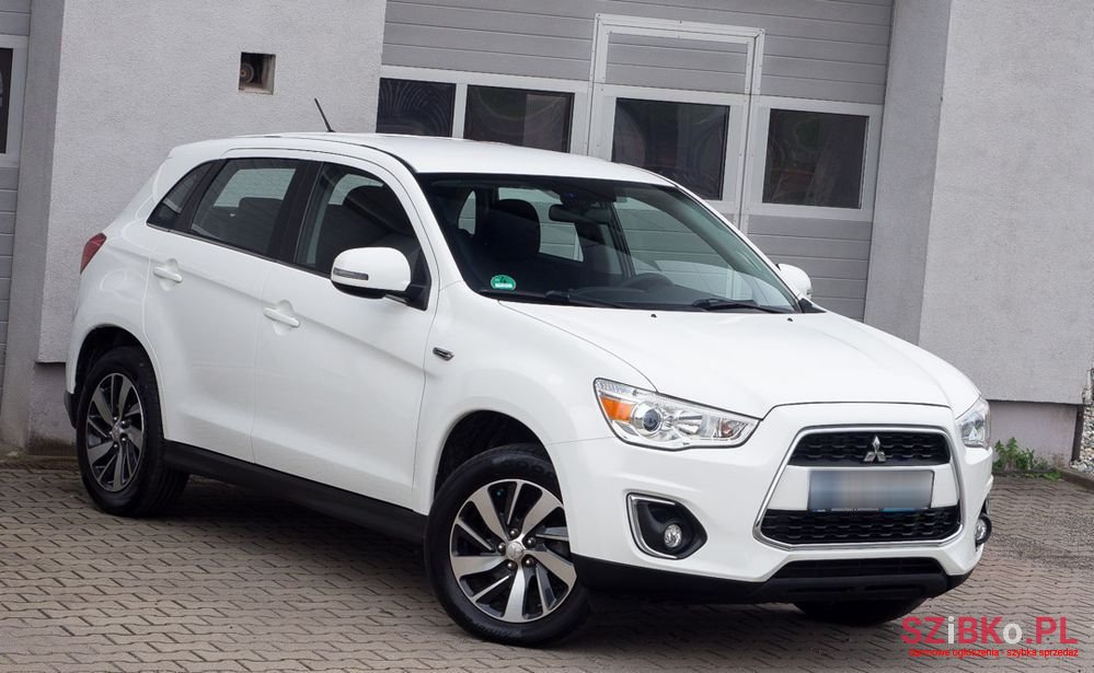 2015' Mitsubishi ASX 1.6 Cleartec 2Wd photo #3