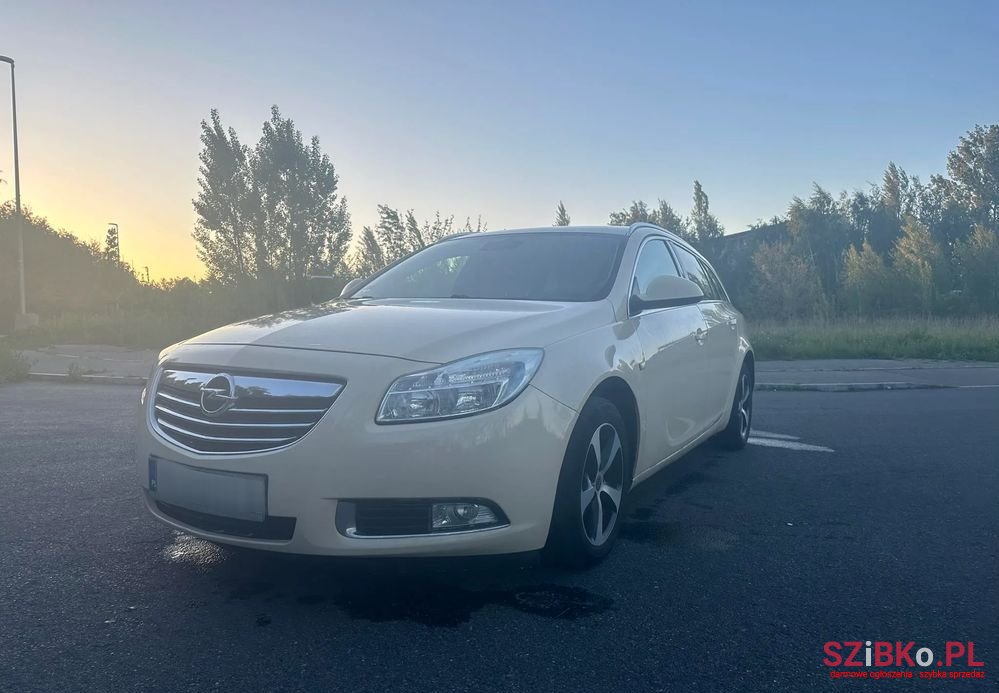 2009' Opel Insignia 2.0 Cdti photo #1