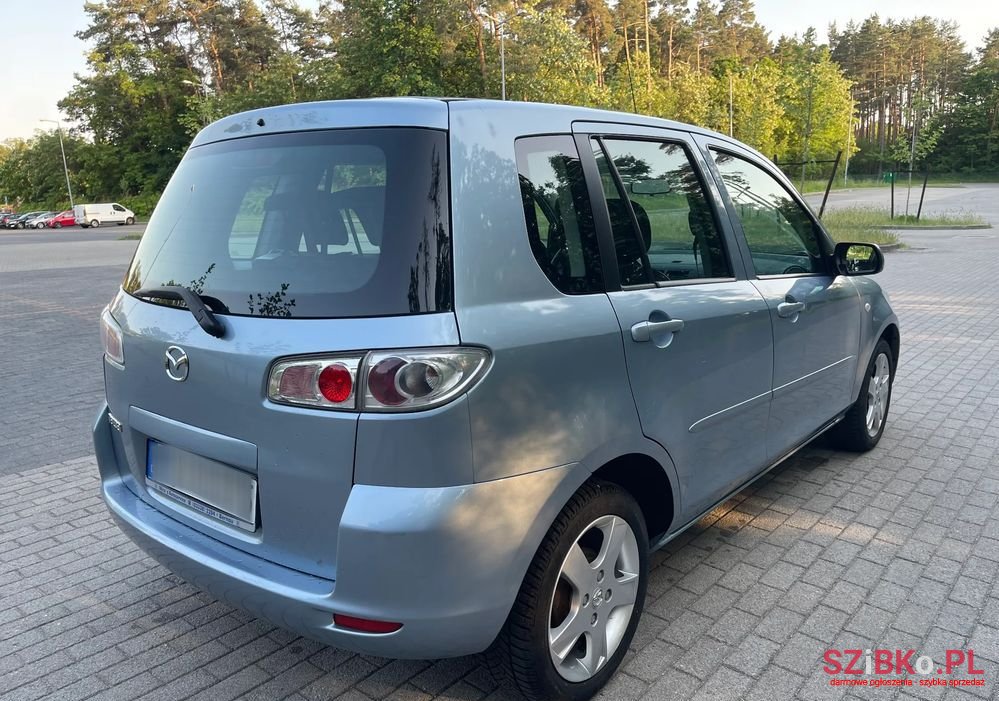 2005' Mazda 2 1.4 Active photo #6