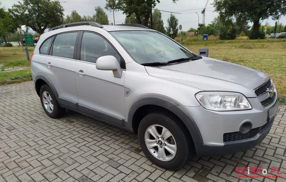 2006' Chevrolet Captiva 2.4 2Wd 5 Sitzer Ls photo #3