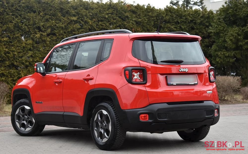 2015' Jeep Renegade photo #5