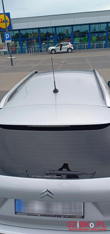 2010' Citroen C5 photo #4