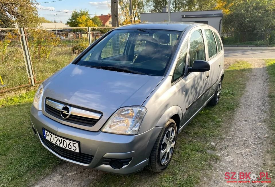2010' Opel Meriva photo #1