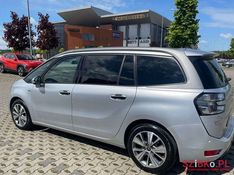 2014' Citroen C4 Picasso photo #2