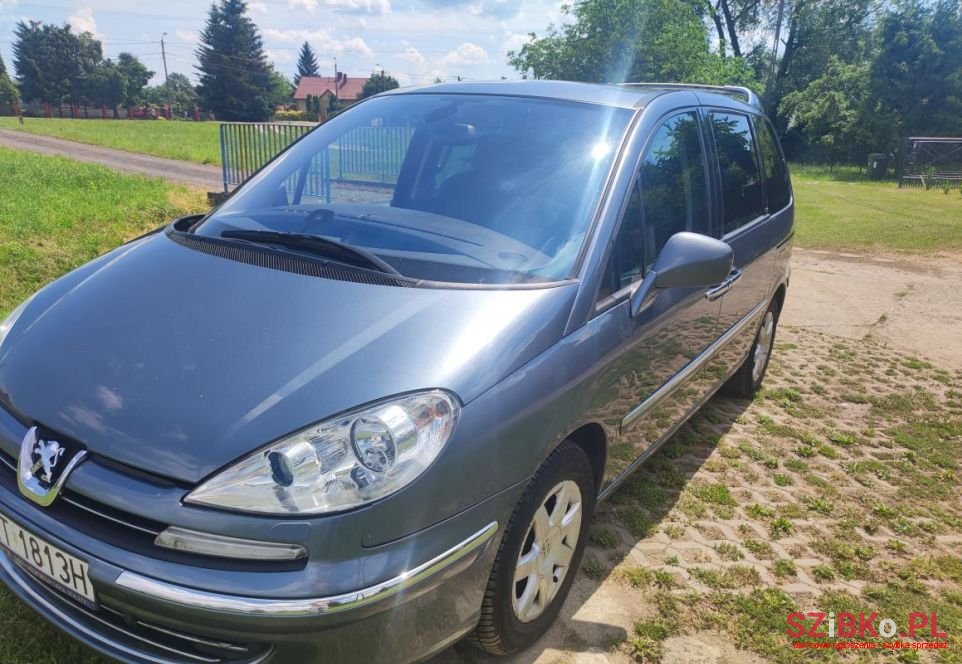 2011' Peugeot 807 photo #1