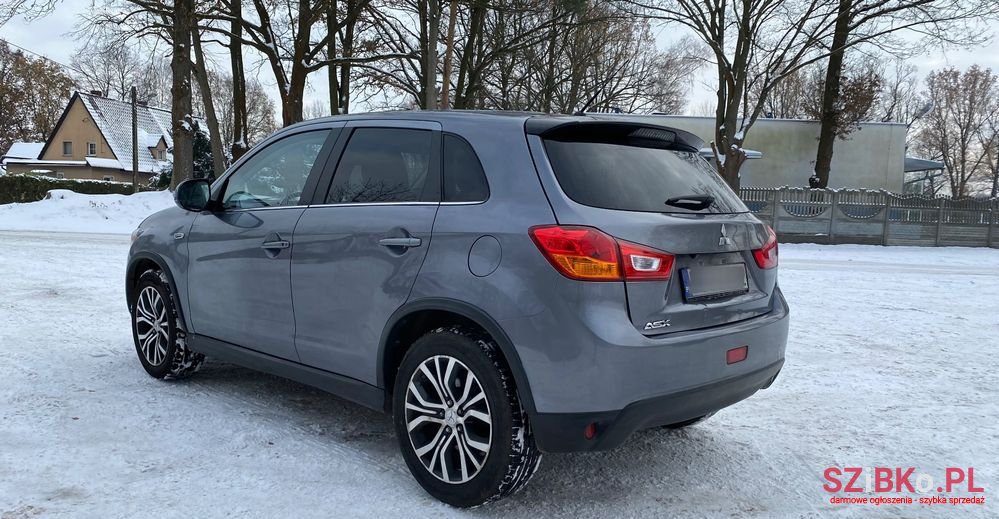 2015' Mitsubishi ASX 1.6 Di-D 2Wd Top photo #6