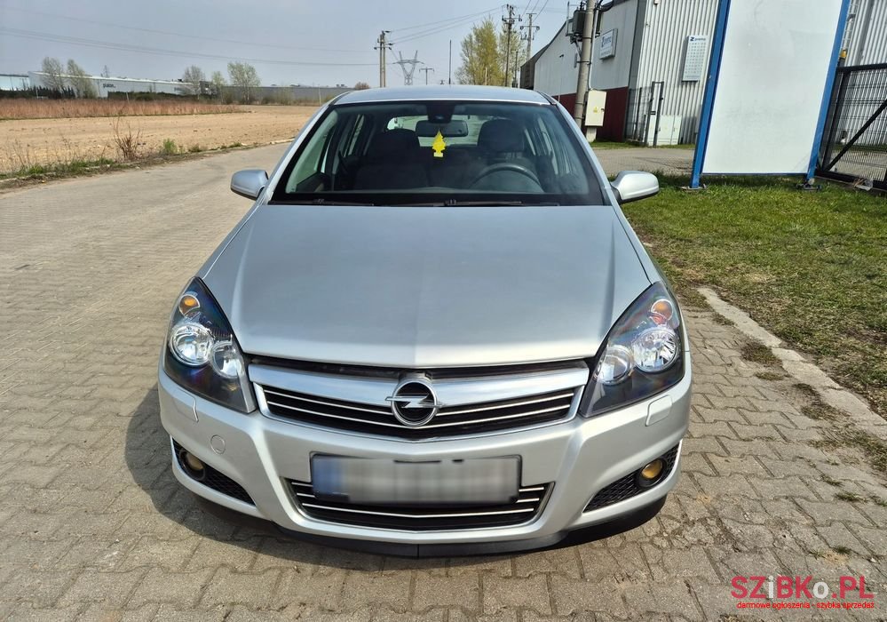 2007' Opel Astra 1.6 Cosmo photo #4