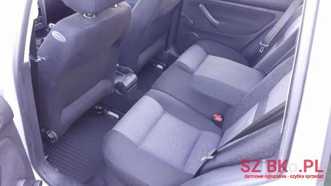 2000' Volkswagen Golf photo #3