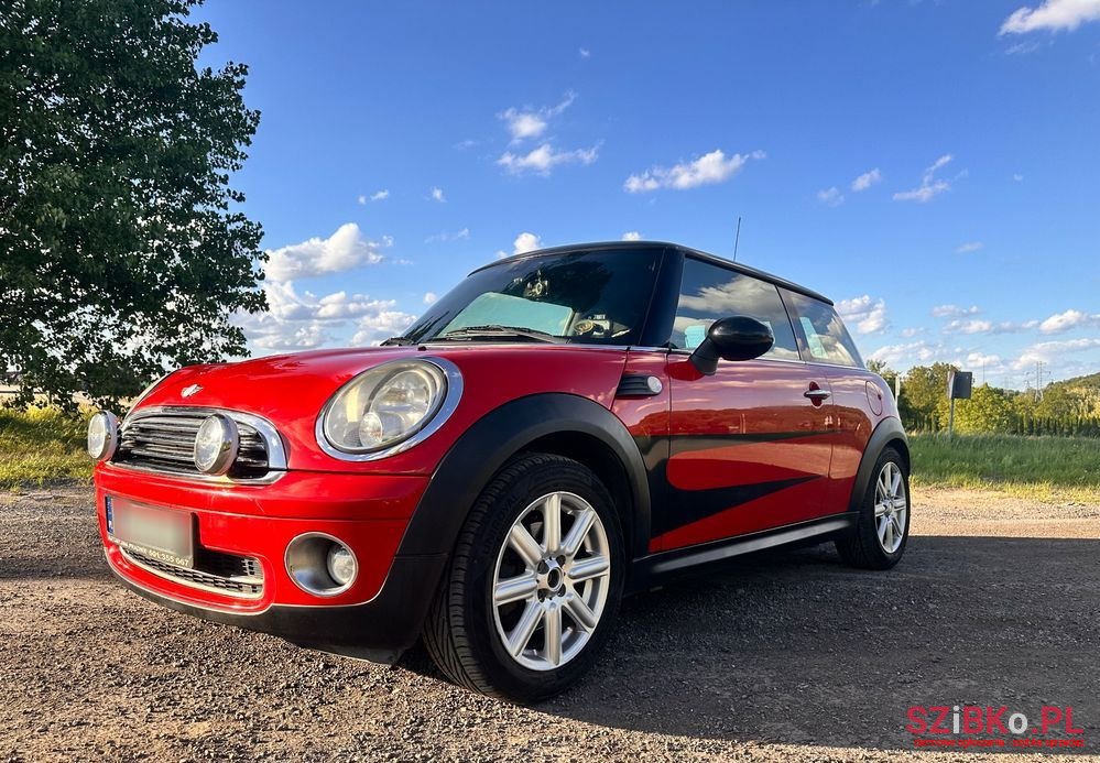 2007' MINI Cooper Standard photo #1