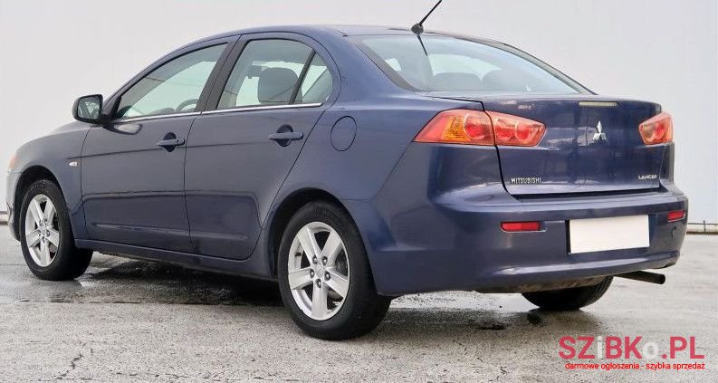 2007' Mitsubishi Lancer photo #3