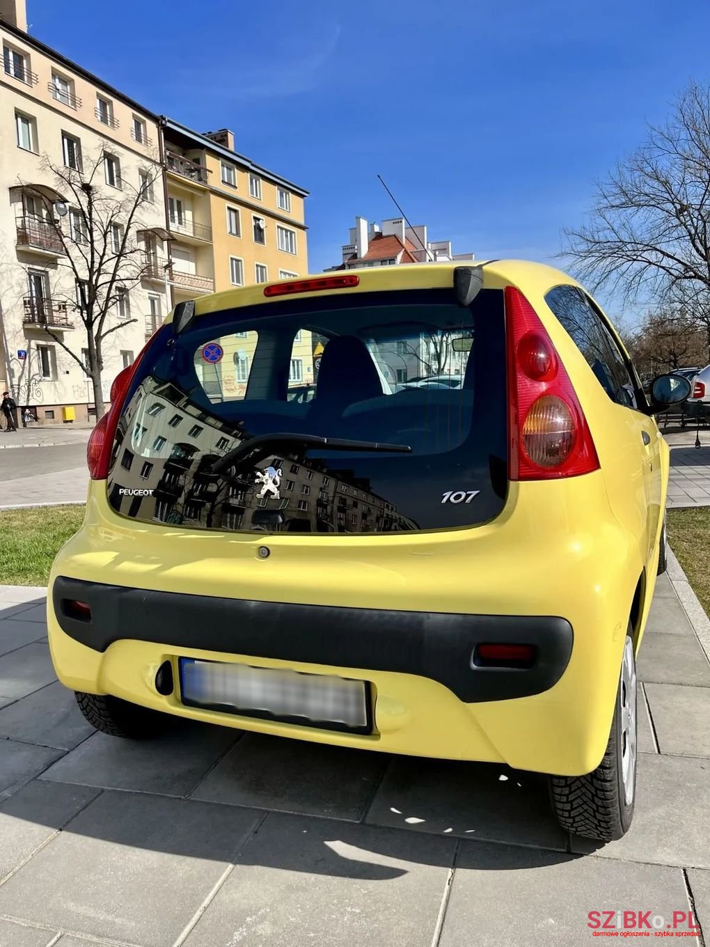 2011' Peugeot 107 photo #2