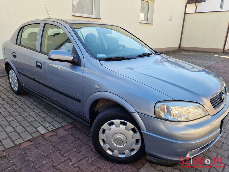 2009' Opel Astra Iii 1.4 Enjoy photo #1