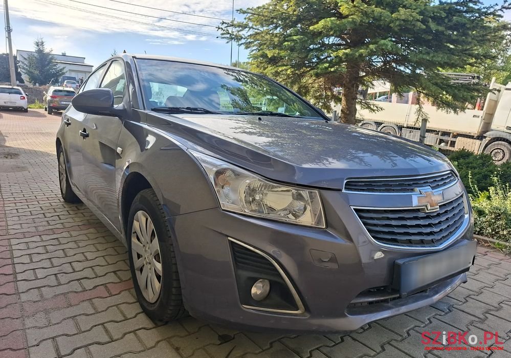 2012' Chevrolet Cruze 1.8 Ls (Klm) photo #1