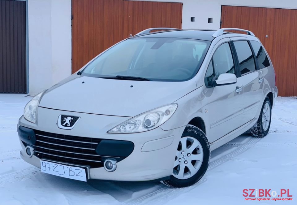 2008' Peugeot 307 photo #2