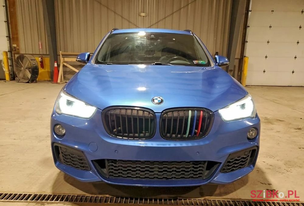 2017' BMW X1 Xdrive25I photo #5