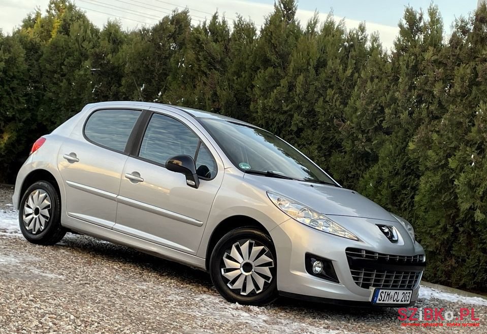 2011' Peugeot 207 photo #5