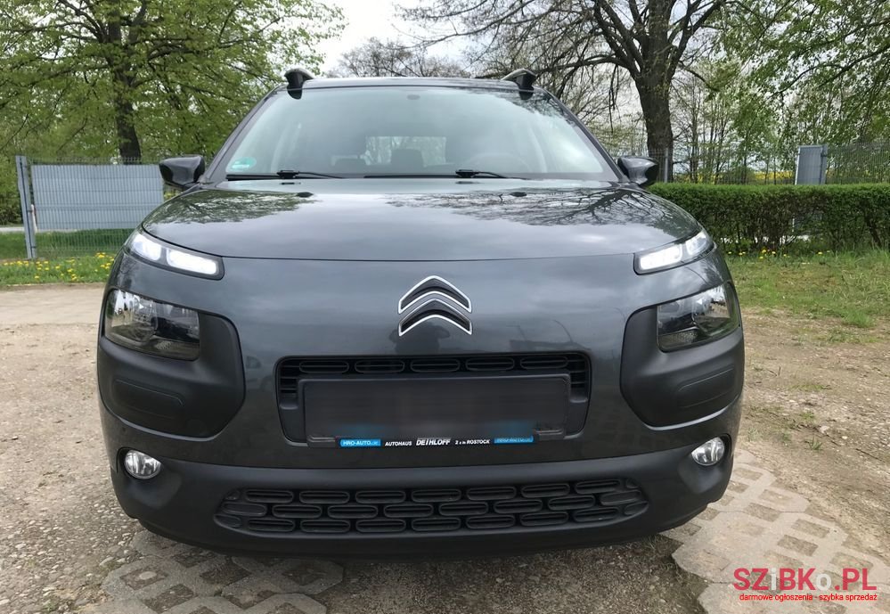 2016' Citroen C4 Cactus photo #3
