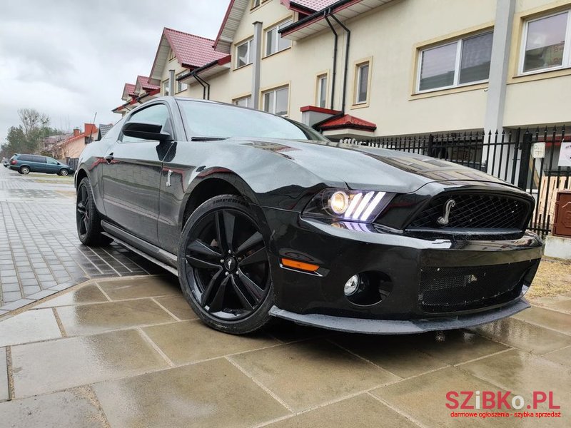 2011' Ford Mustang 3.7 V6 photo #2