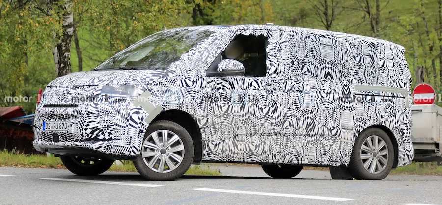 Next-Gen Volkswagen T7 Transporter Spied Vacationing In The Alps