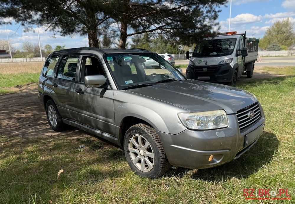 2007' Subaru Forester photo #3